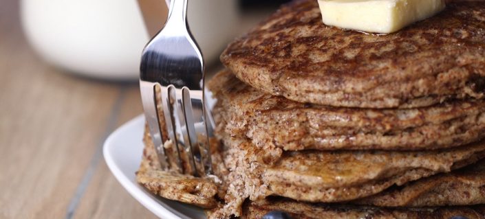 Simple Camping Breakfasts to Feed a Crowd