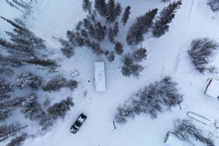https://gorving.ca/resource/how-to-prepare-for-your-winter-rv-camping-trip/