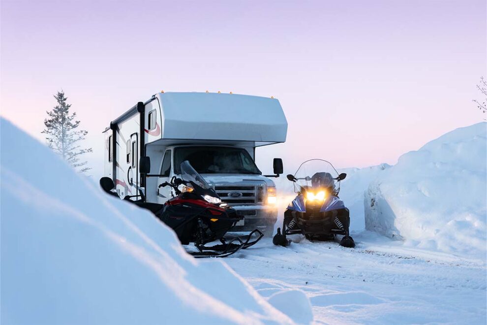 https://gorving.ca/resource/how-to-prepare-for-your-winter-rv-camping-trip/
